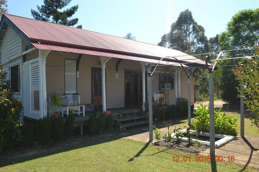 Barney Creek Vineyard Cottages Mount Barney
