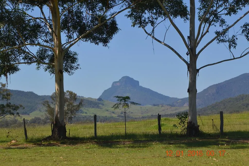 Holiday park Barney Creek Vineyard Cottages Mount Barney