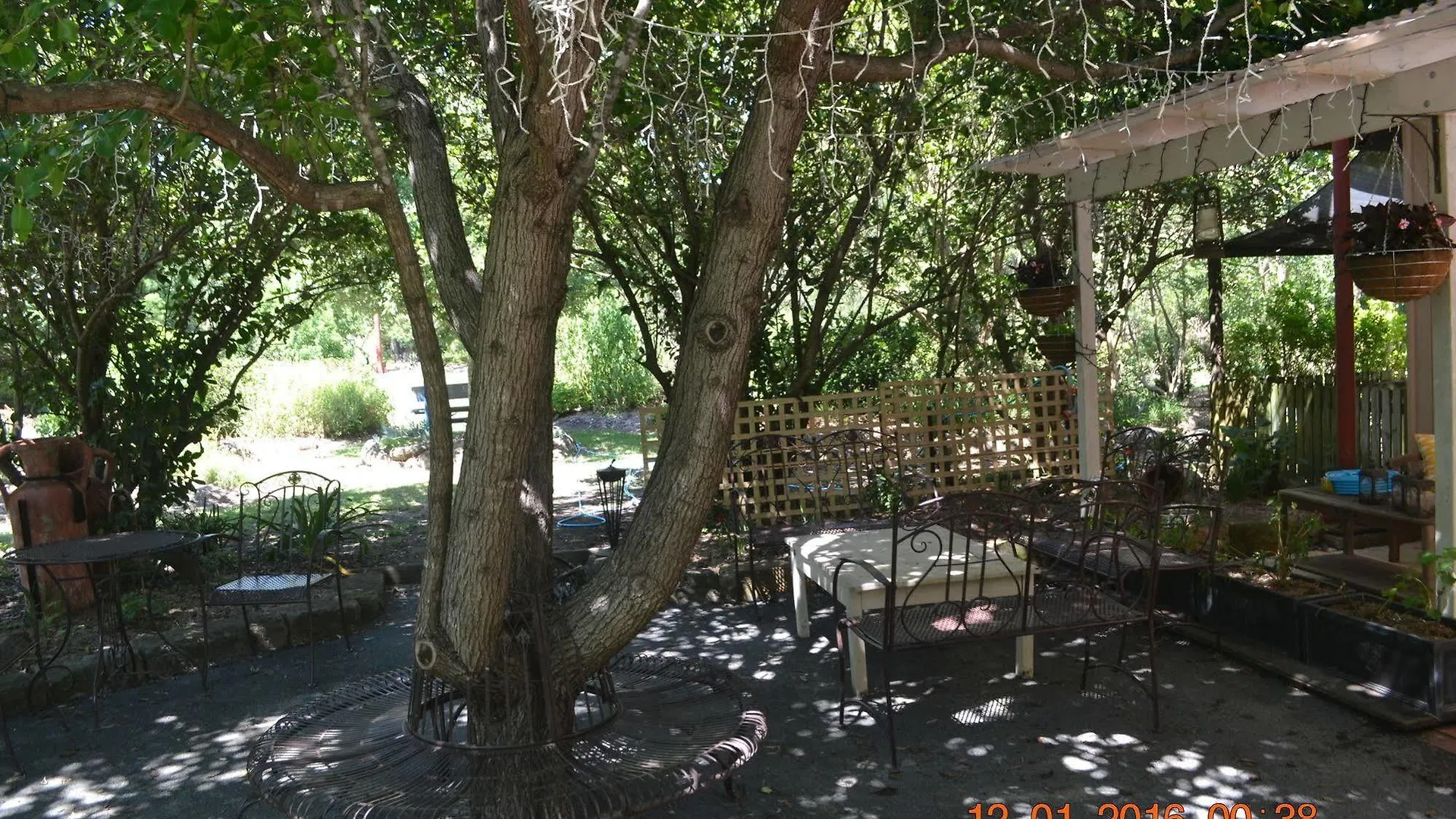 Barney Creek Vineyard Cottages Mount Barney Holiday park