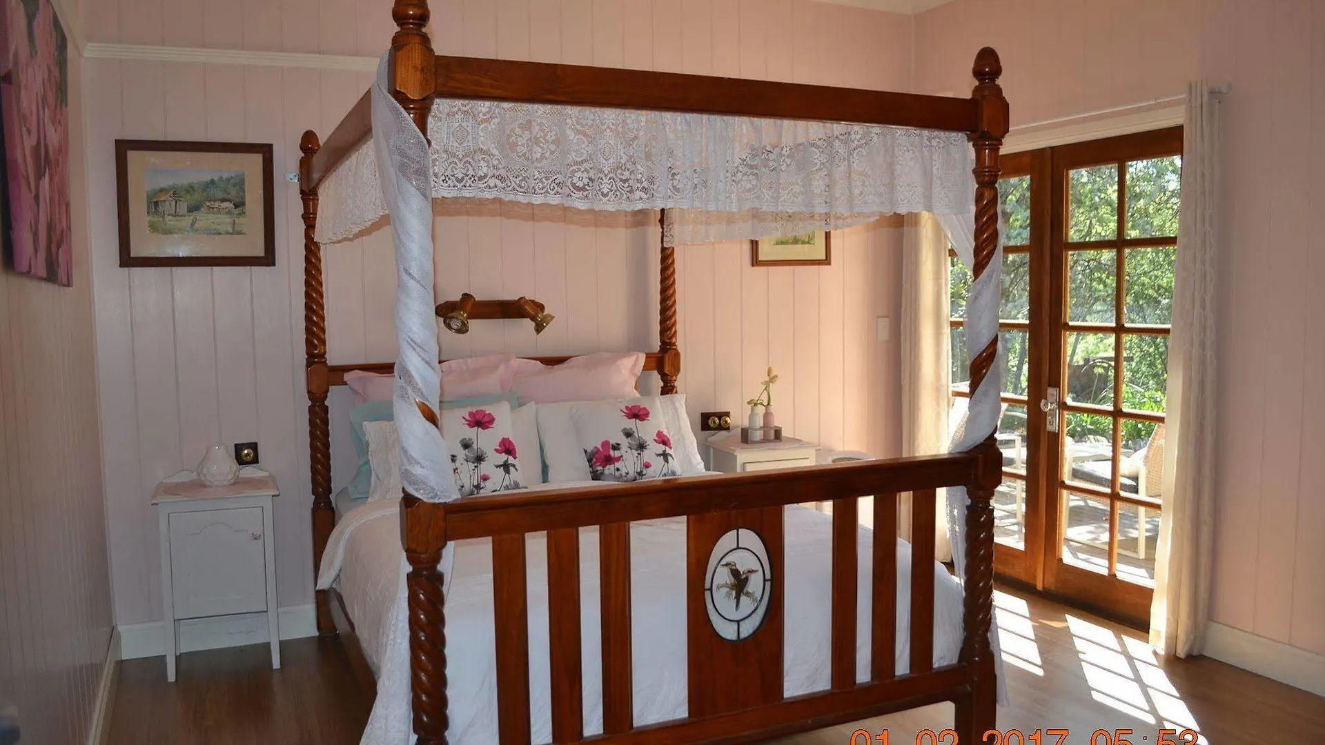 Barney Creek Vineyard Cottages Mount Barney