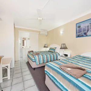 Centre *** Caloundra