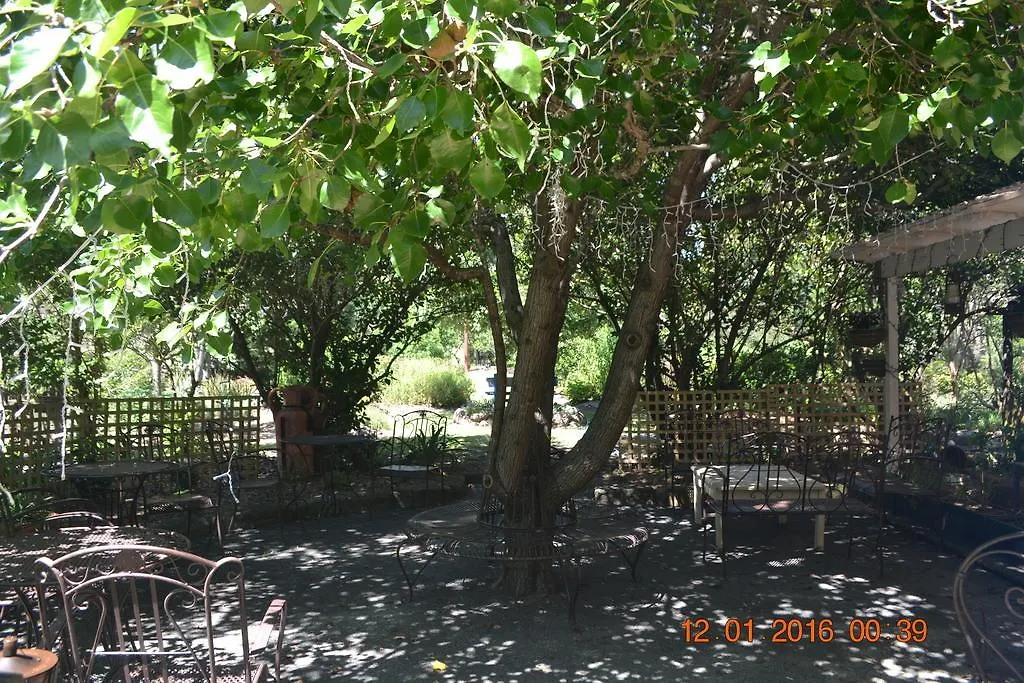 Barney Creek Vineyard Cottages Mount Barney Australia
