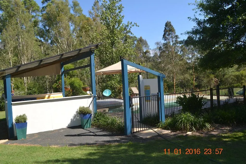 Holiday park Barney Creek Vineyard Cottages Mount Barney