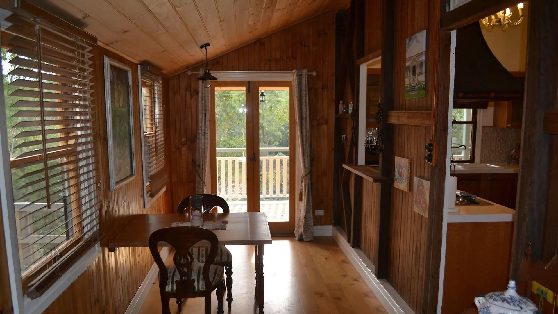 Barney Creek Vineyard Cottages Mount Barney 4*,  Australia