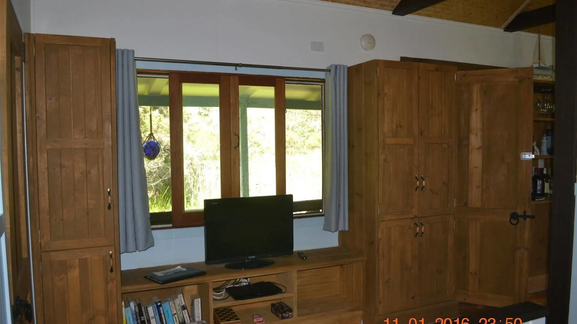 Barney Creek Vineyard Cottages Mount Barney Holiday park