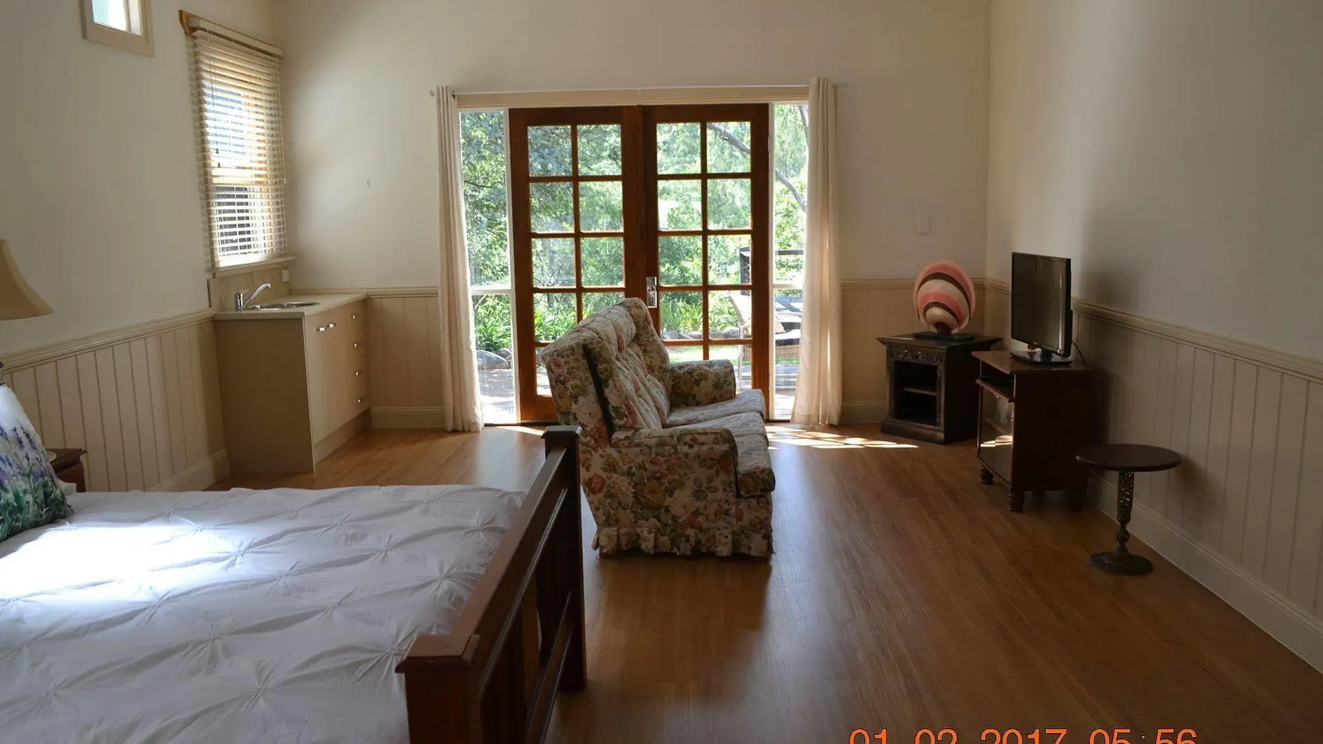 Barney Creek Vineyard Cottages Mount Barney Holiday park